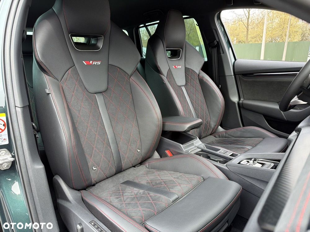 Skoda Octavia 2.0 TSI RS DSG - 19