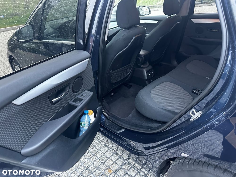 BMW Seria 2 218i - 18
