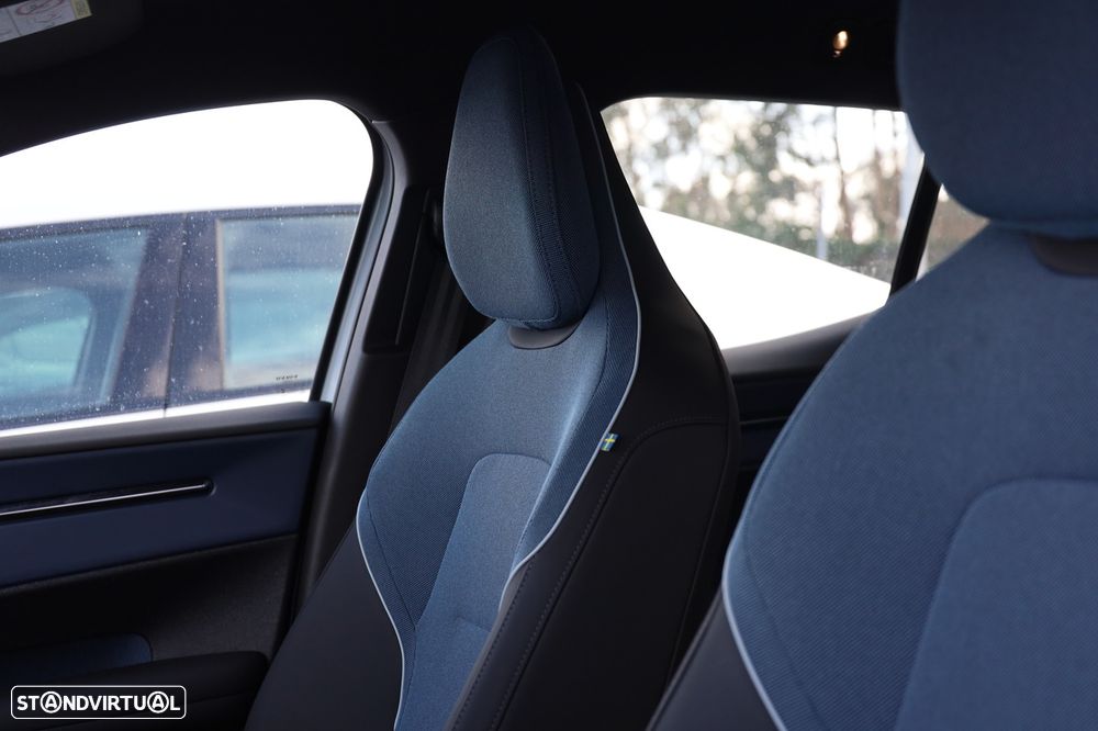 Volvo EX30 69 kWh Single Motor Extended Range Core - 8