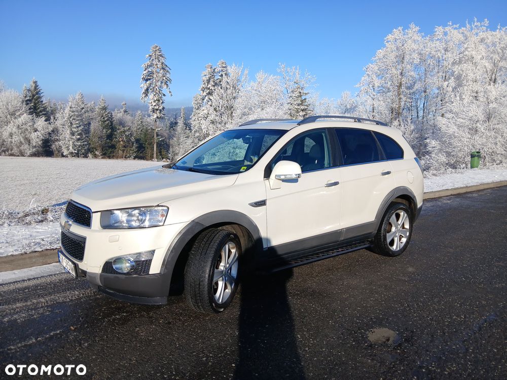 Chevrolet Captiva 2.2 D LTZ - 16