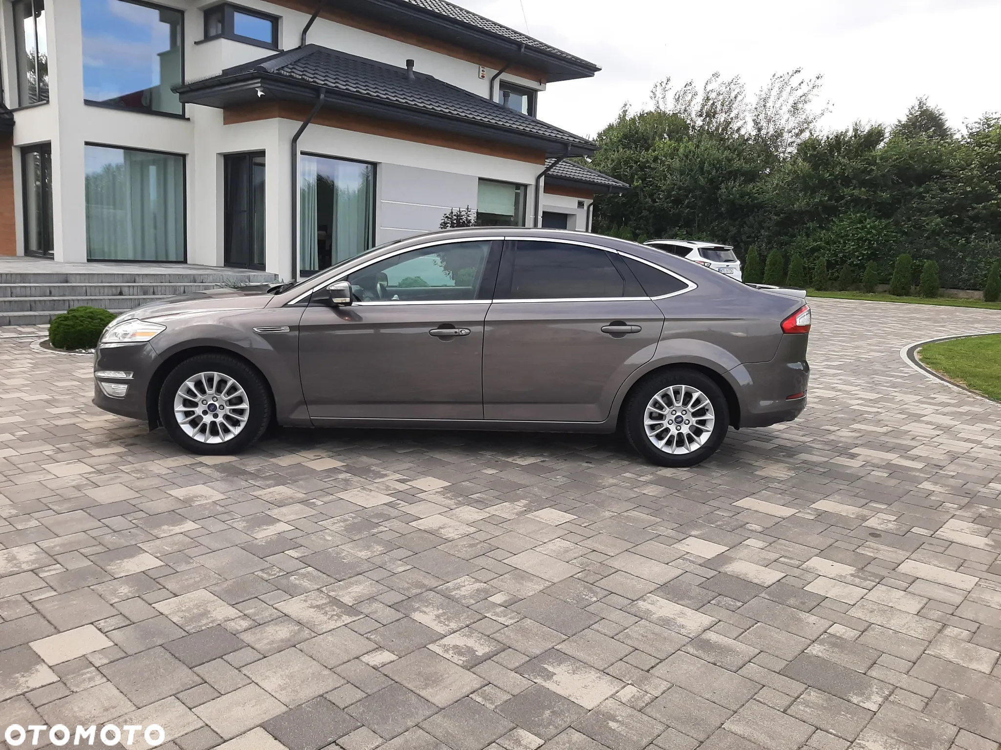Ford Mondeo 1.6 TDCi ECOnetic Titanium - 8
