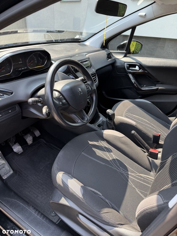 Peugeot 208 1.6 e-HDi Active STT - 9