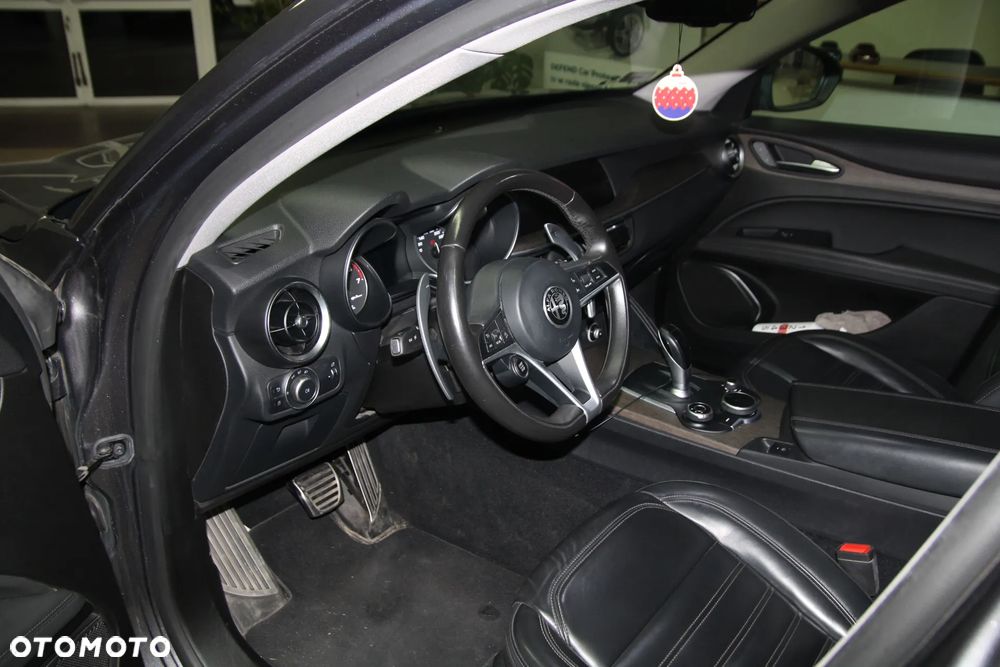 Alfa Romeo Stelvio 2.0 Turbo First Edition Q4 - 15