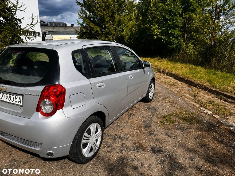 Chevrolet Aveo - 2
