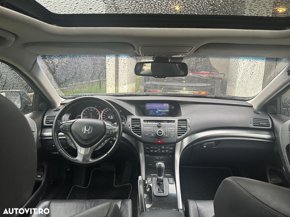 Honda Accord 2.0i AT Executive Navi - 17