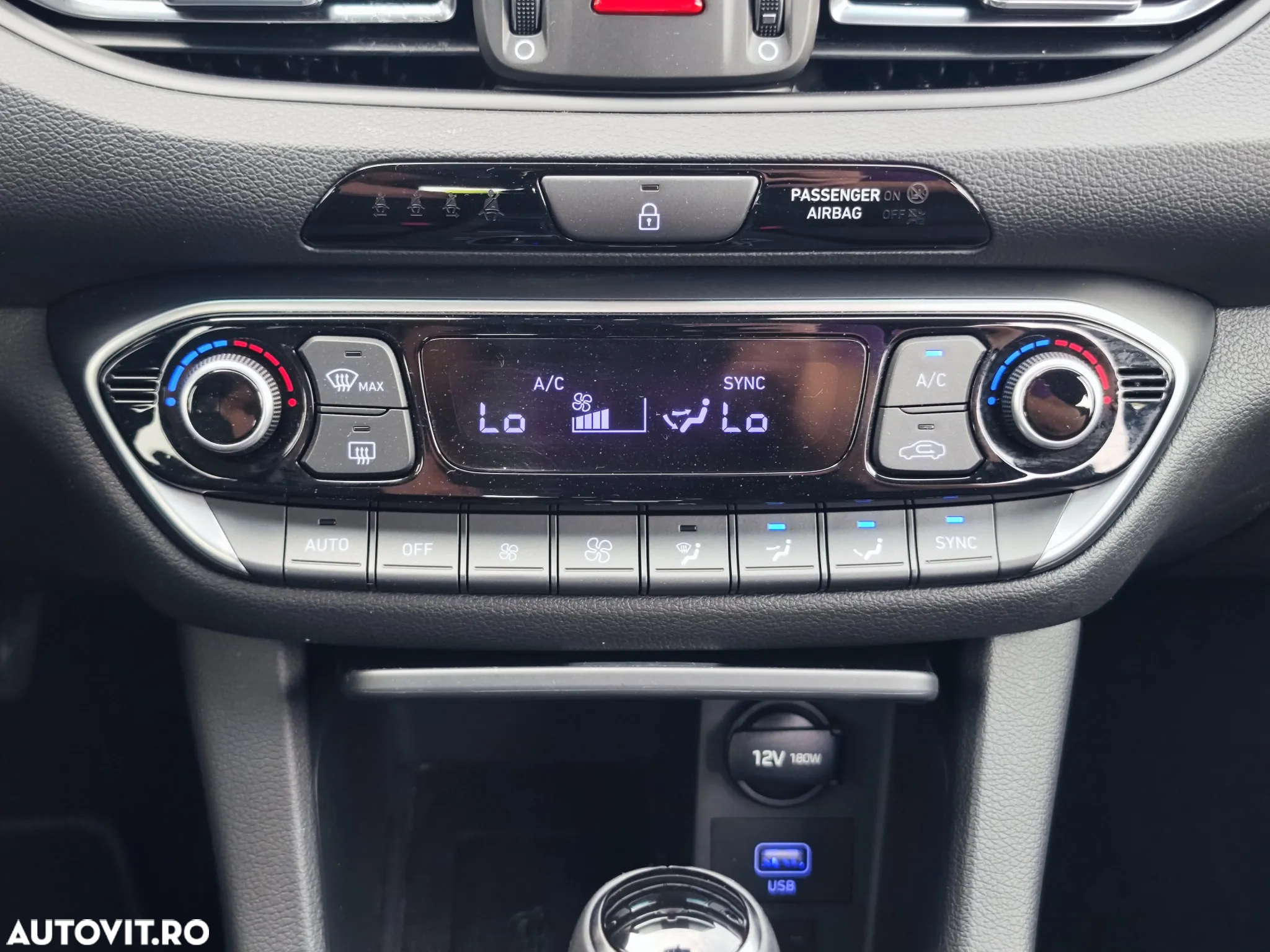 Hyundai i30 Kombi 1.6 CRDI DCT Select - 19
