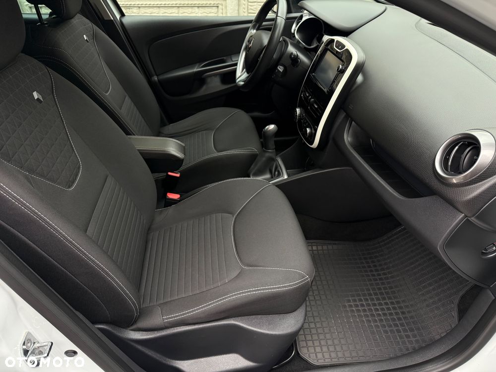 Renault Clio TCe 90 Limited - 29