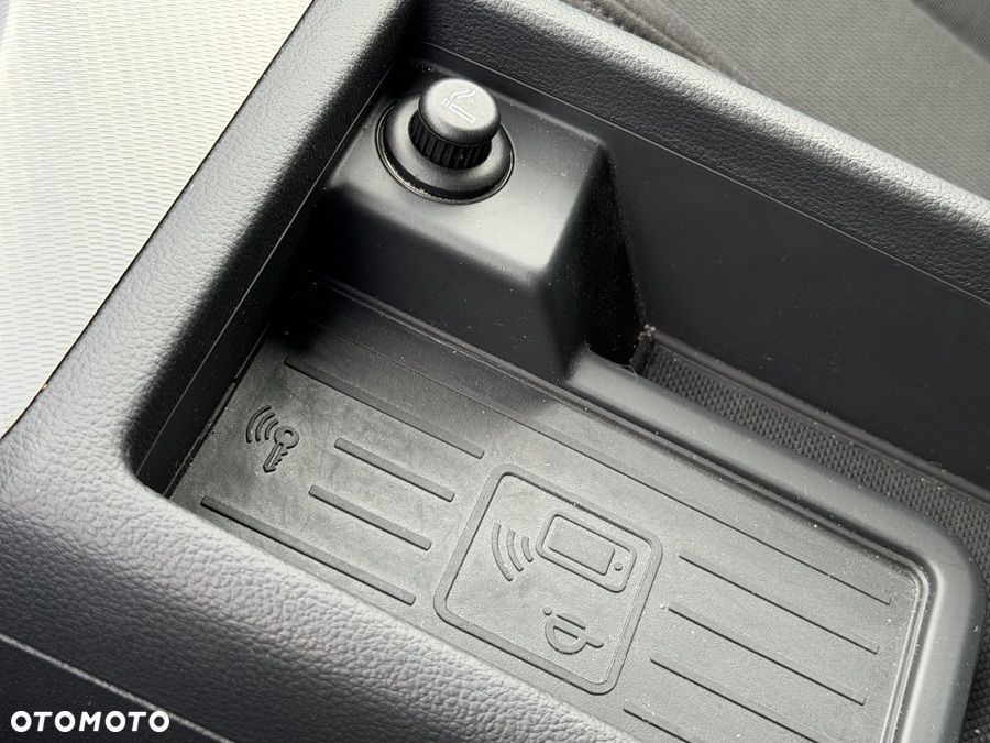 Audi A4 Avant 40 TDI S tronic sport - 33