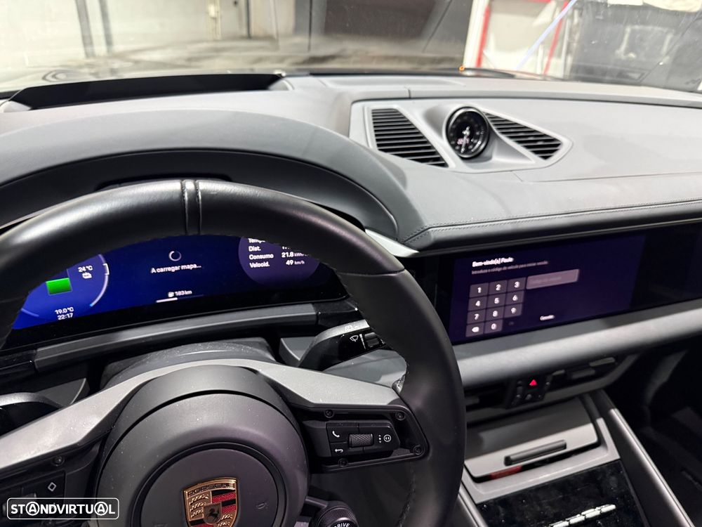 Porsche Macan Electric 4S - 10