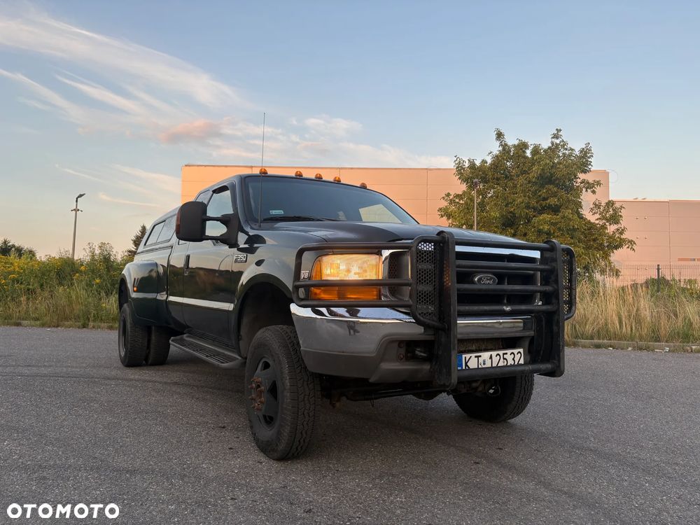 Ford F350 - 1