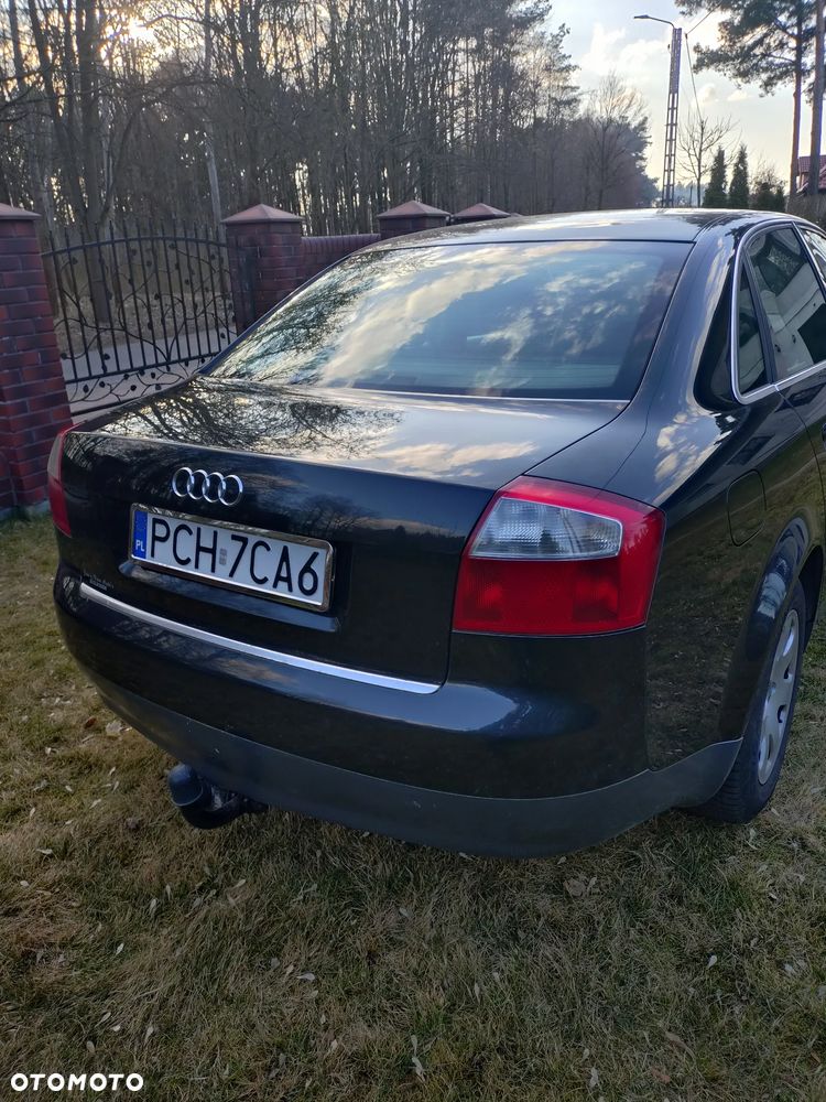 Audi A4 Limousine - 12