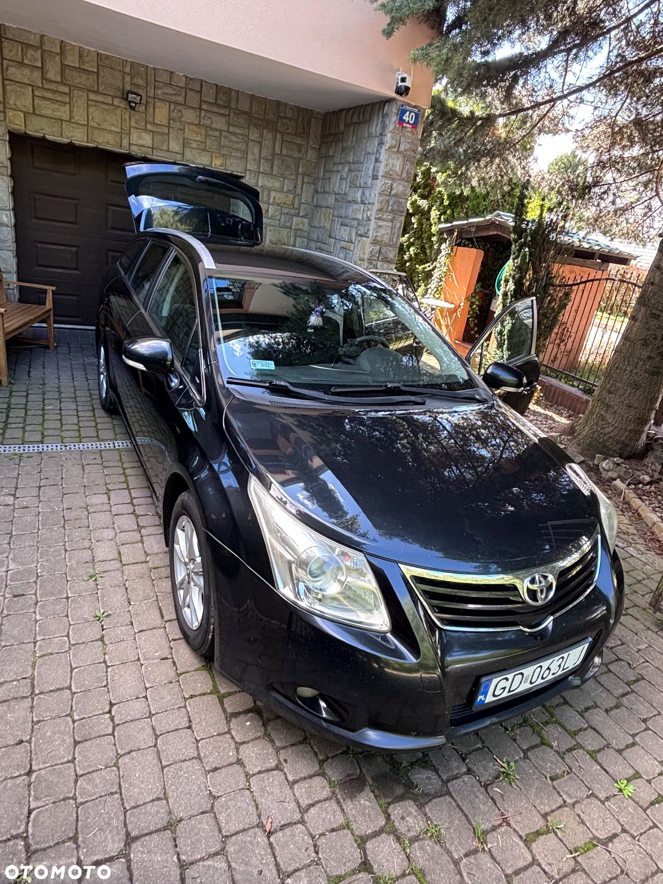 Toyota Avensis 2.0 D-4D Sol - 1