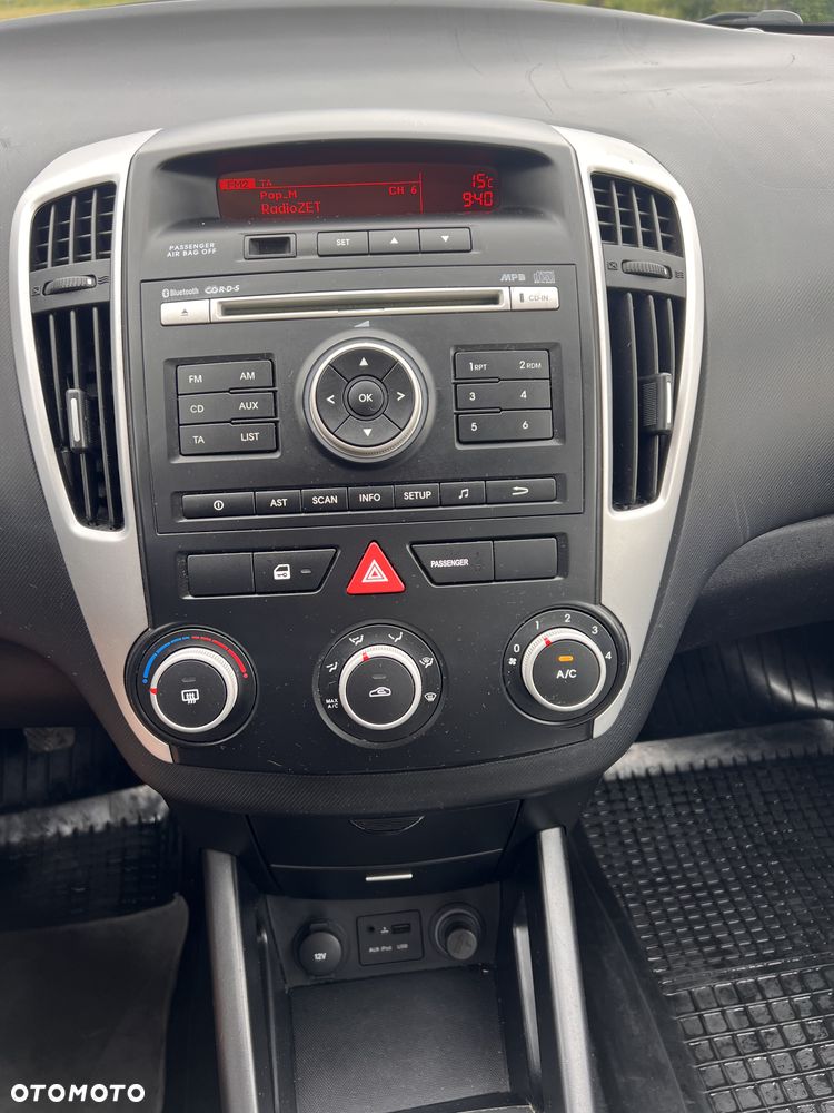 Kia Ceed 1.4 Comfort + - 12