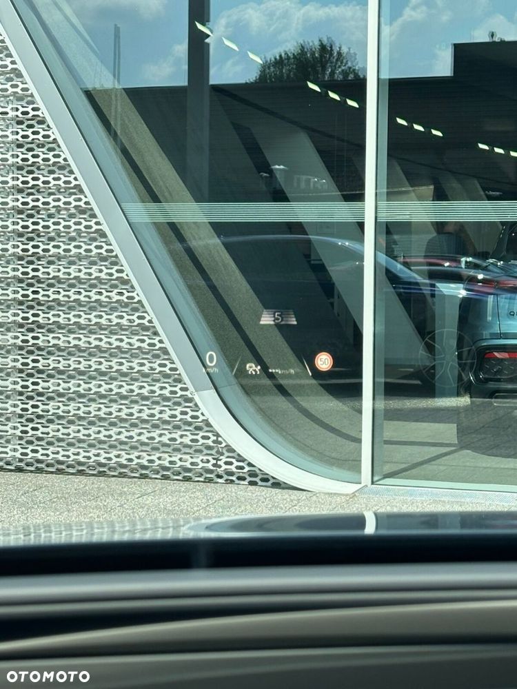 Audi Q4 e-tron - 21