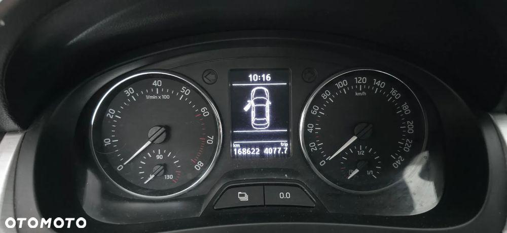 Skoda RAPID 1.2 TSI Style Plus - 7