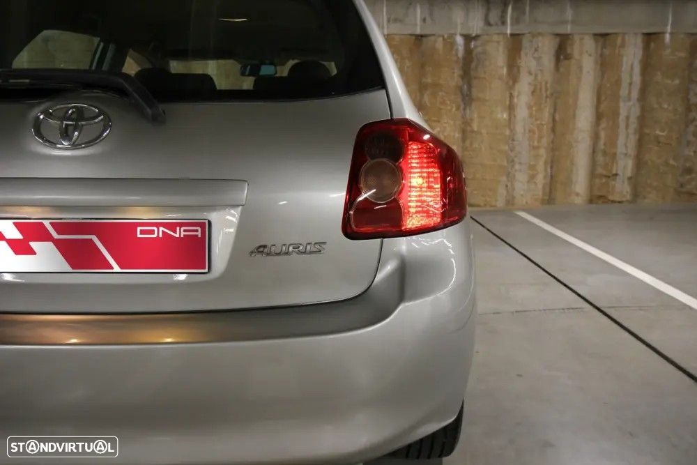 Toyota Auris - 22