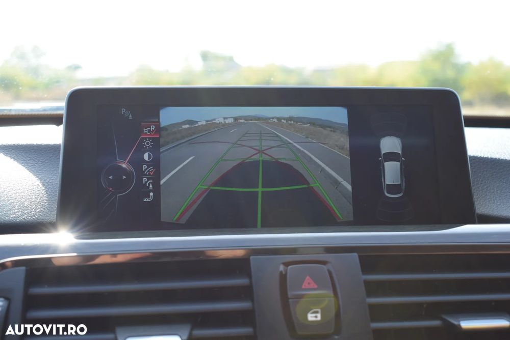 BMW Seria 3 325d Aut. Luxury Line - 16