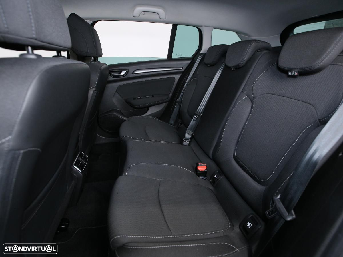 Renault Mégane Sport Tourer 1.6 E-Tech Plug-In Limited - 10