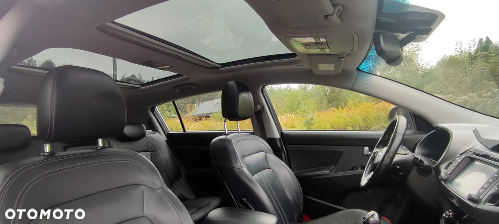 Kia Sportage 2.0 CRDI XL - 10