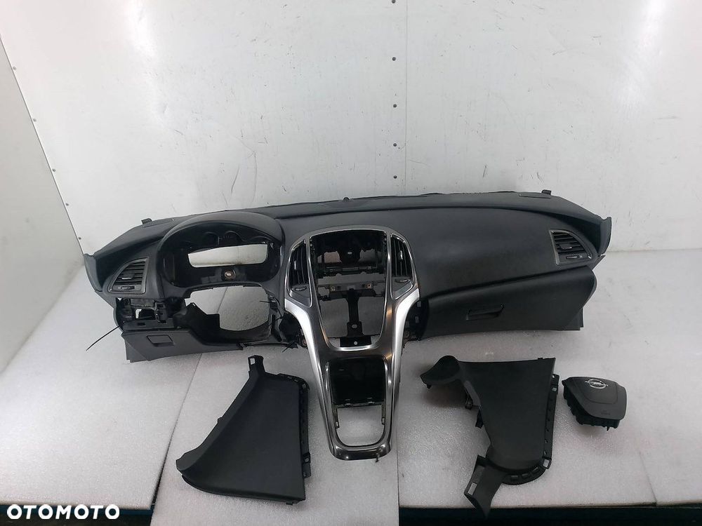 DESKA ROZDZIELCZA,KONSOLA PODUSZKI OPEL ASTRA J - 1