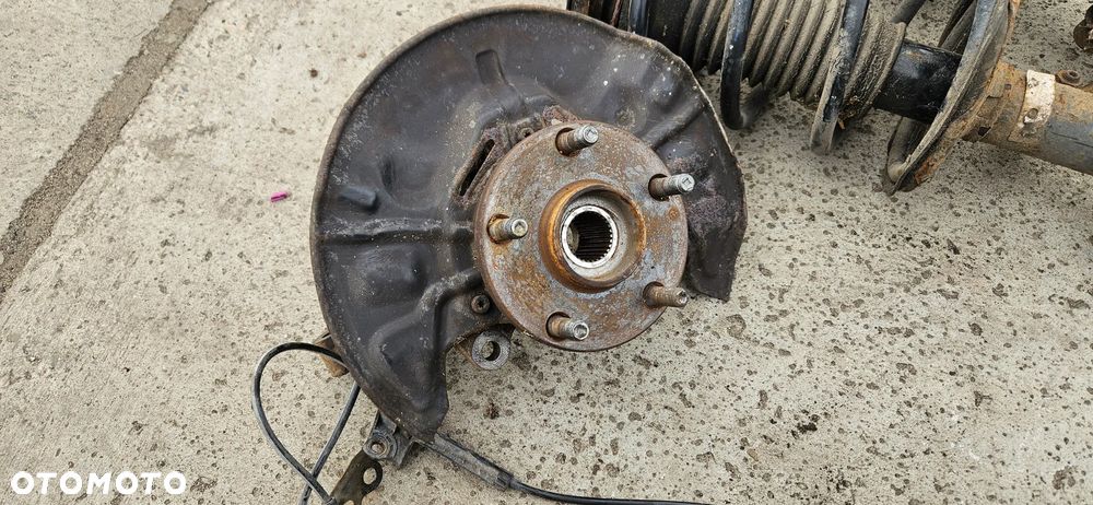 Amortyzator sprężyna lewy prawy przód zwrotnica piasta ABS Toyota Avensis T25 lift 2,2 D-CAT 2008r - 6