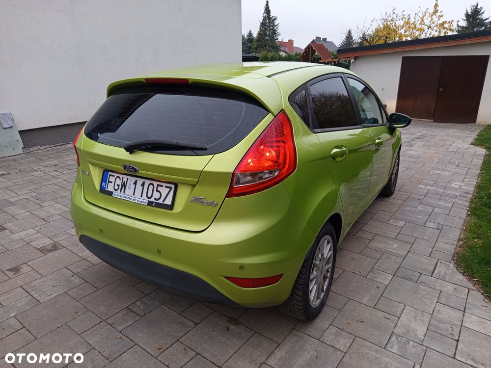 Ford Fiesta 2009 photo 3