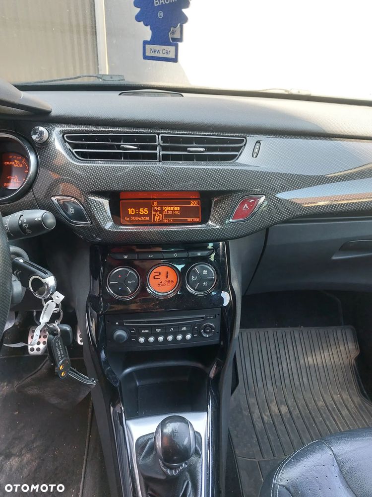 Citroën DS3 e-HDi 110 FAP SportChic - 8