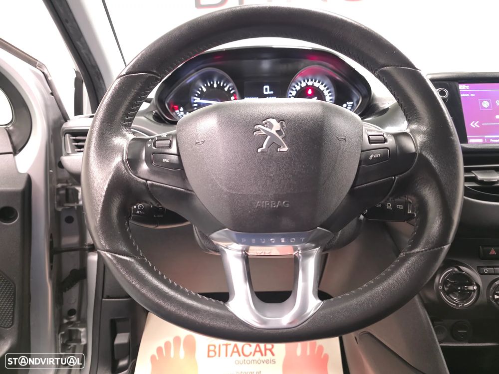 Peugeot 208 1.6 BlueHDi Active - 45