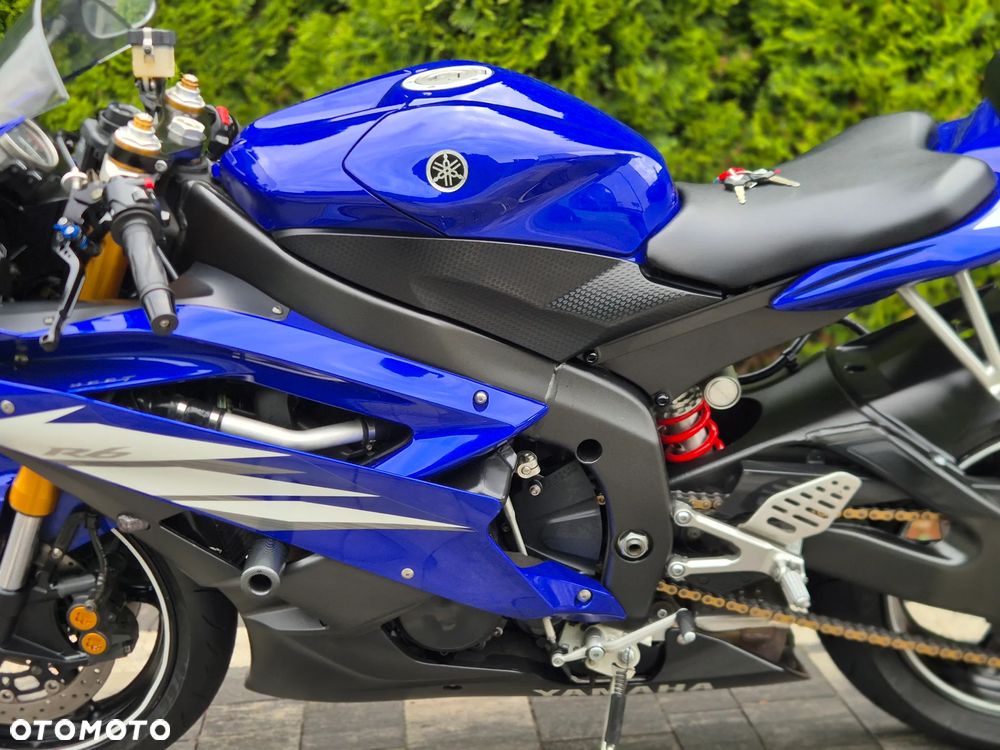 Yamaha R6 - 30