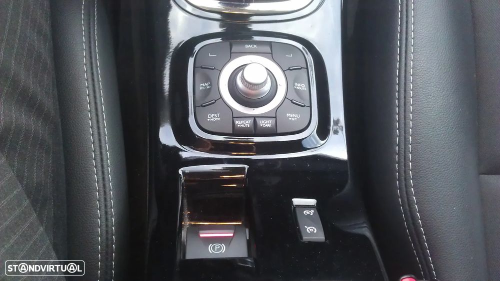 Renault Mégane 1.6 dCi Bose Edtion SS - 12
