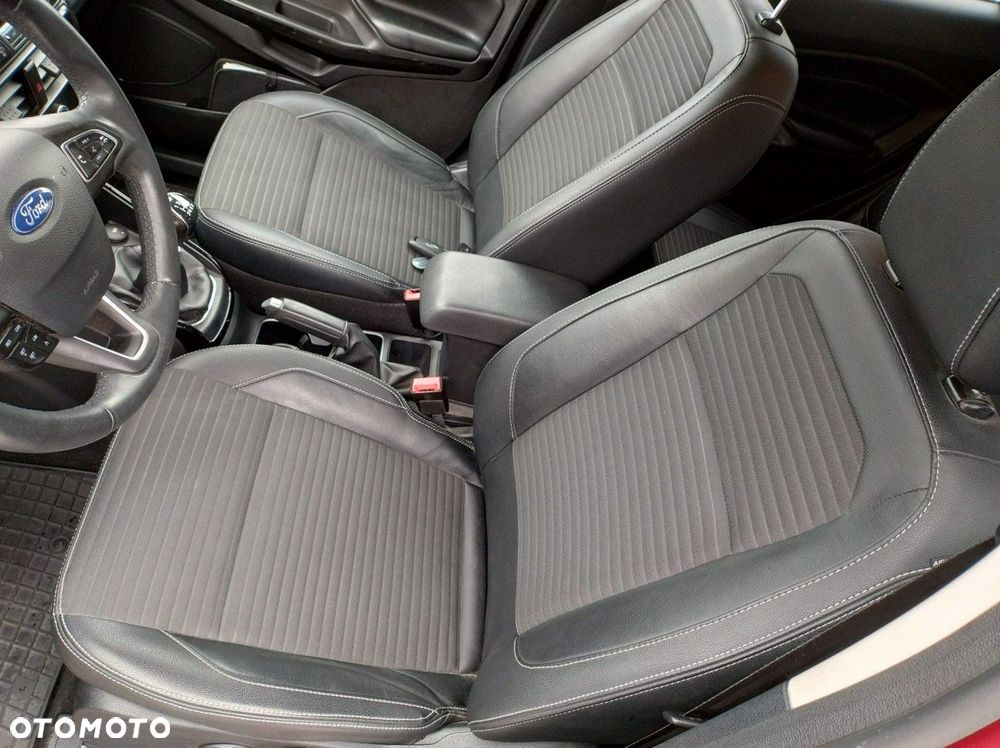 Ford EcoSport - 9