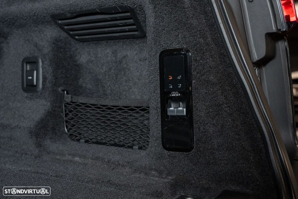 Land Rover Range Rover Sport P440e Hybrid Dynamic SE - 26