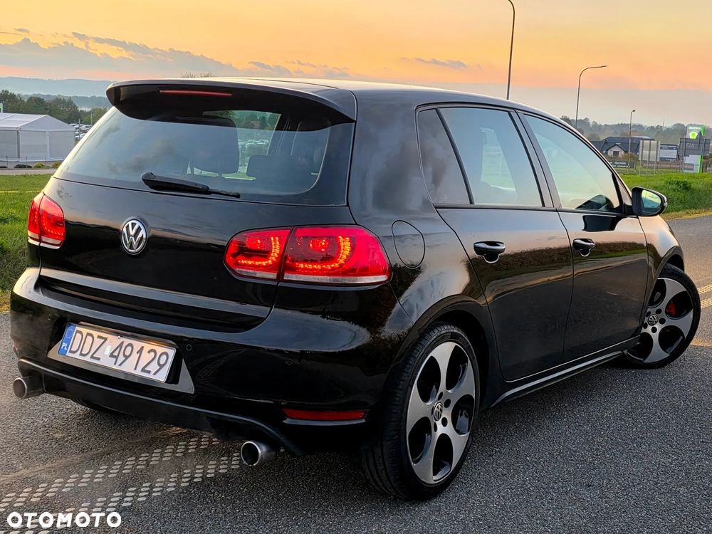 Volkswagen Golf VI 2.0 TSI GTI DSG - 12