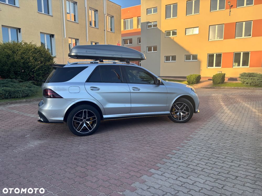 Mercedes-Benz GLE 400 4Matic 9G-TRONIC AMG Line - 9
