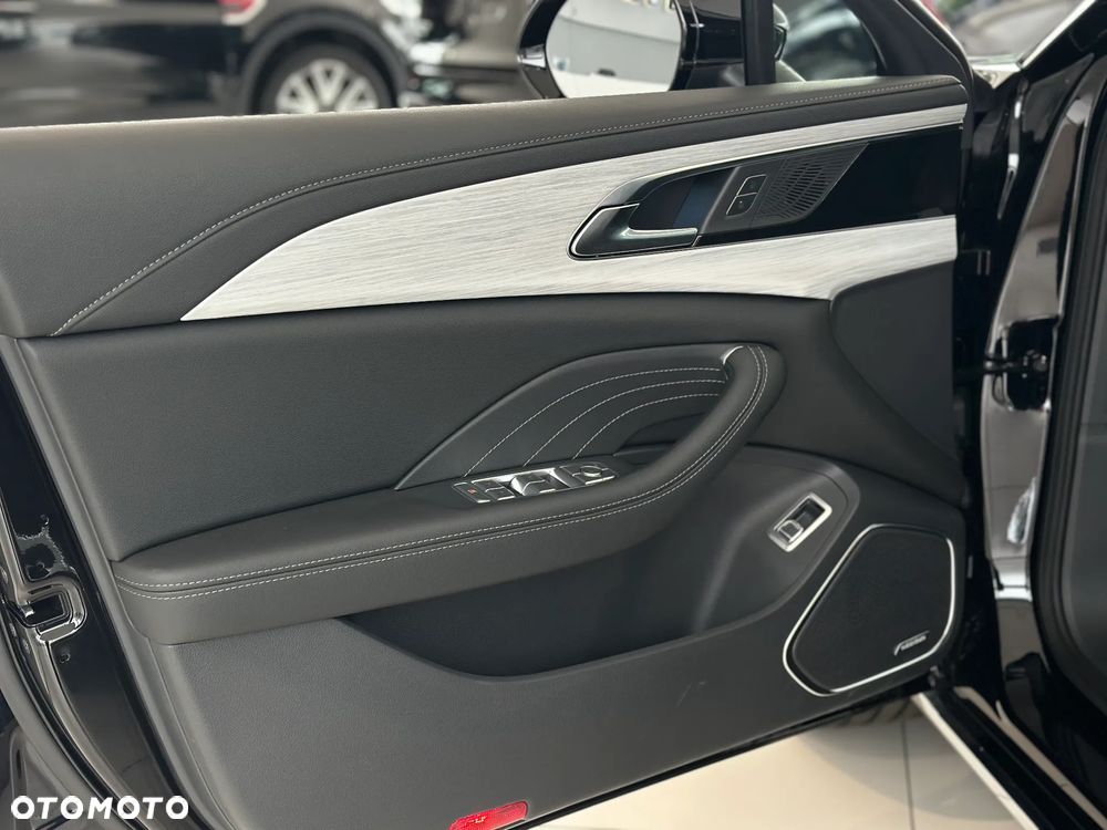 Hongqi H5 2.0T Comfort - 11