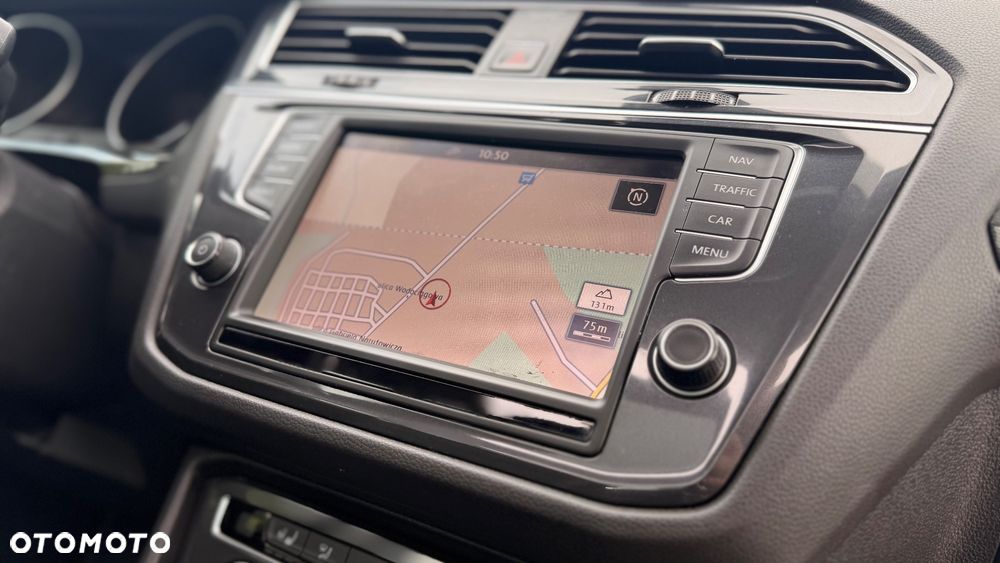 Volkswagen Tiguan 2.0 TDI SCR Elegance - 35