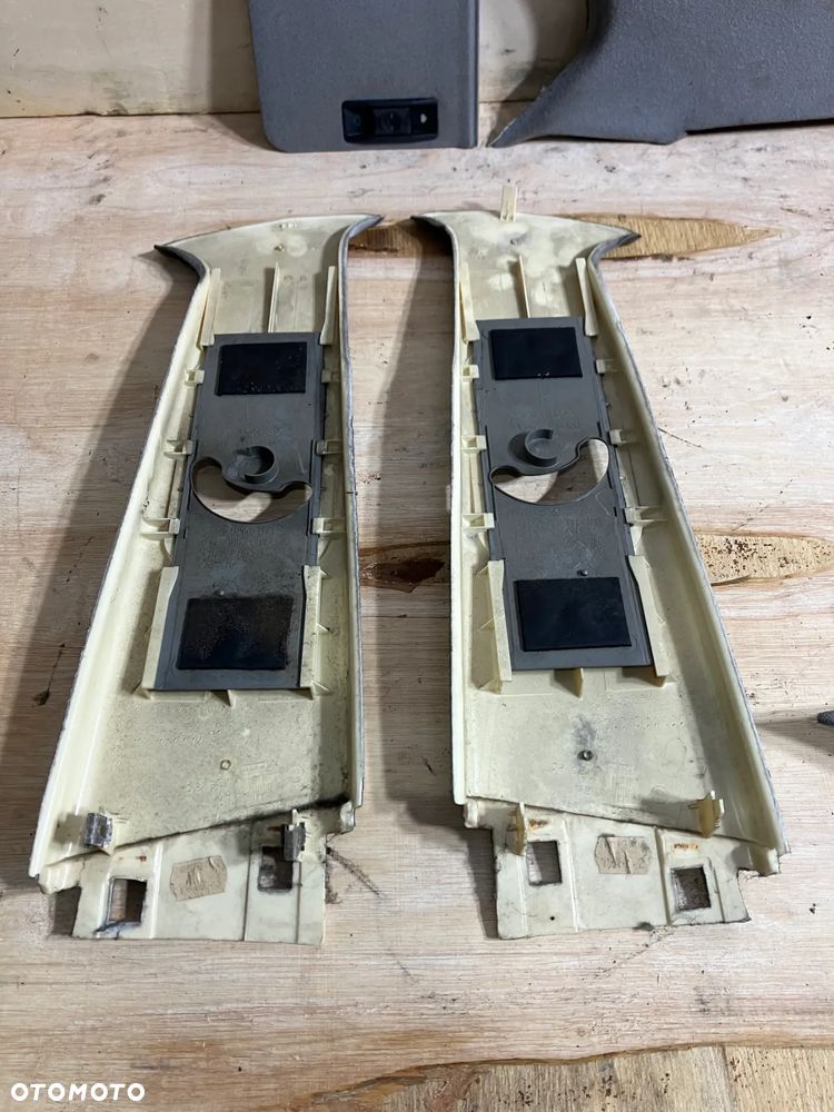 OSŁONA SŁUPKA OSŁONY SŁUPKÓW BMW E34 SEDAN LIFT PODSUFITKA MASKOWNICE PODSUFITKI POSZYCIA LAMPKI JUPITERKI LAMPKA KIEROWCY 1384011 - 5