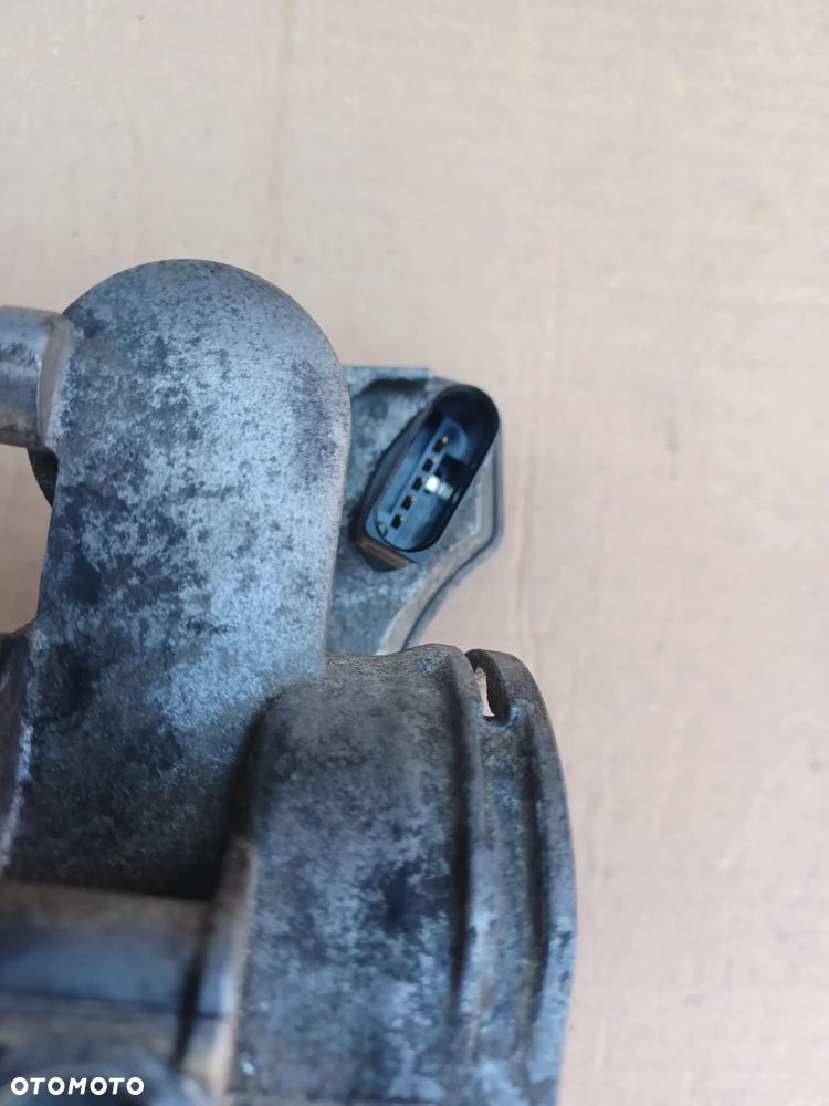 PRZEPUSTNICA VW 2.0 TDI BMN 03G128063L - 4
