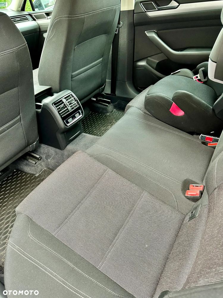 Volkswagen Passat 2.0 TDI BMT Comfortline DSG - 13