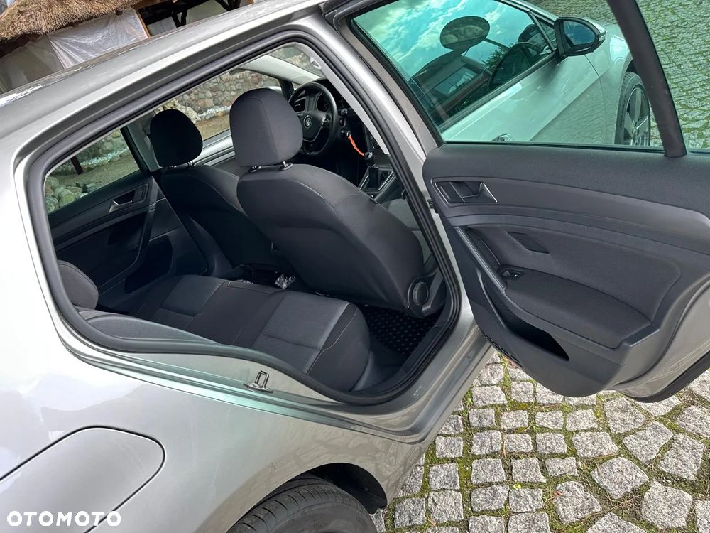 Volkswagen Golf 1.2 TSI BlueMotion Technology Comfortline - 28