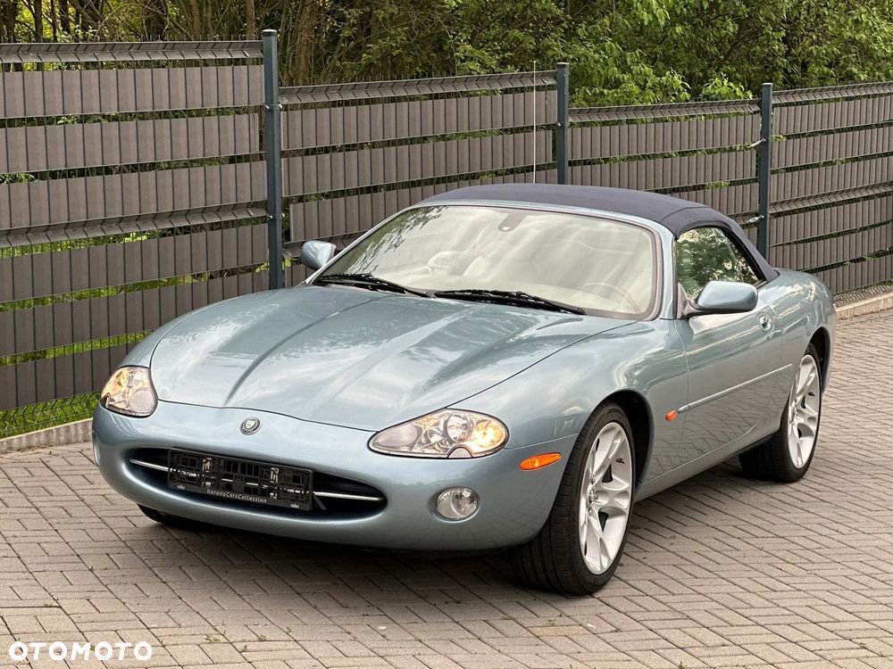 Jaguar XK8 - 9