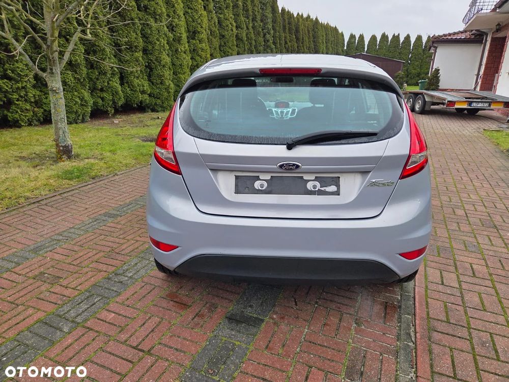 Ford Fiesta 1.4 TDCI Champions Edition - 5