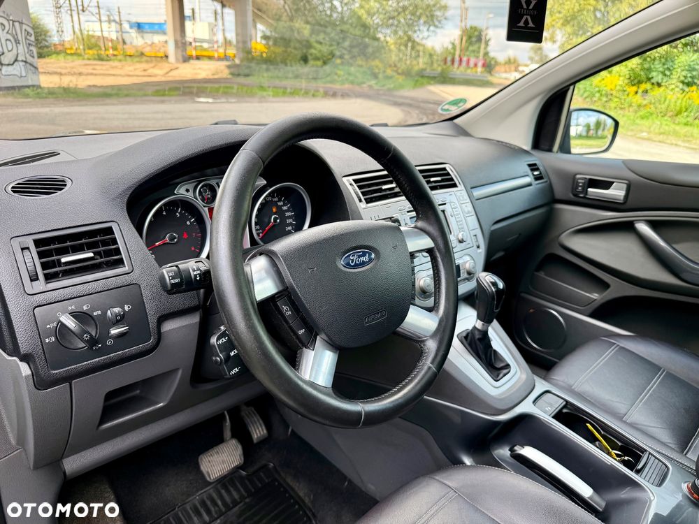 Ford Kuga - 5