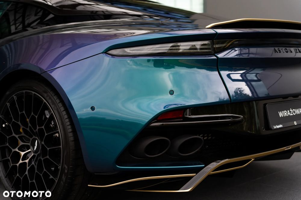 Aston Martin DBS - 16