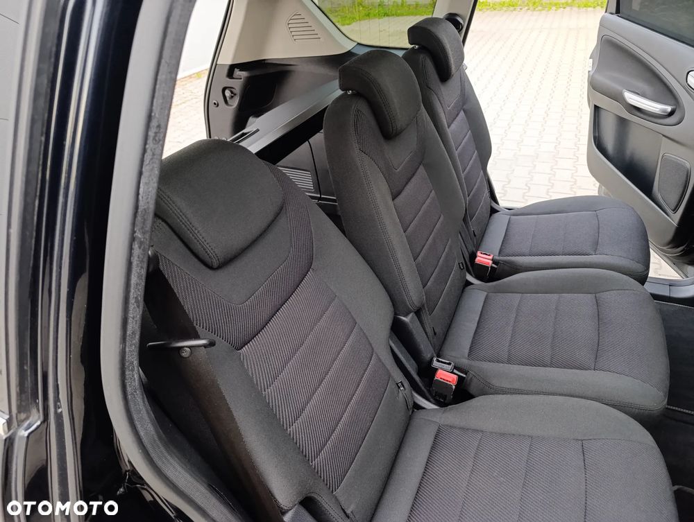 Ford S-Max 2.0 TDCi DPF Titanium - 34