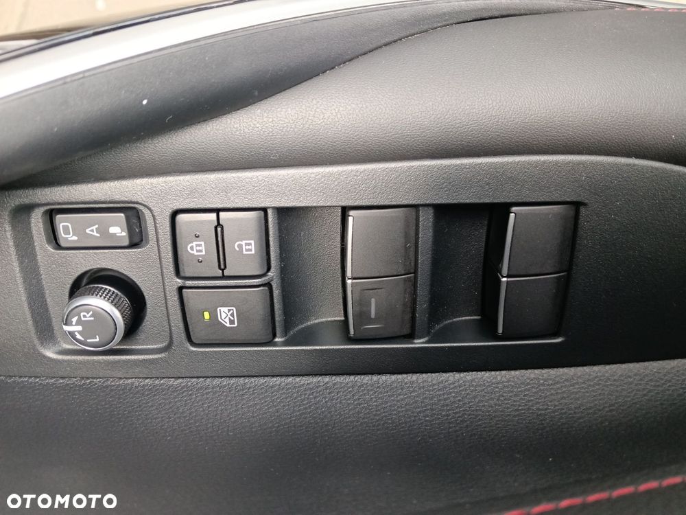 Toyota Corolla 1.8 Hybrid GR Sport Dynamic - 15