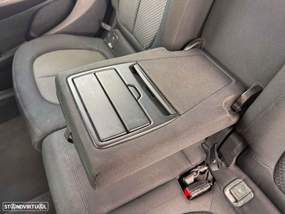 BMW 218 Gran Tourer d 7L - 25