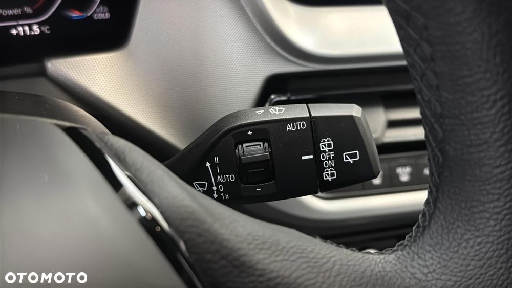 BMW Seria 1 118i Advantage - 25