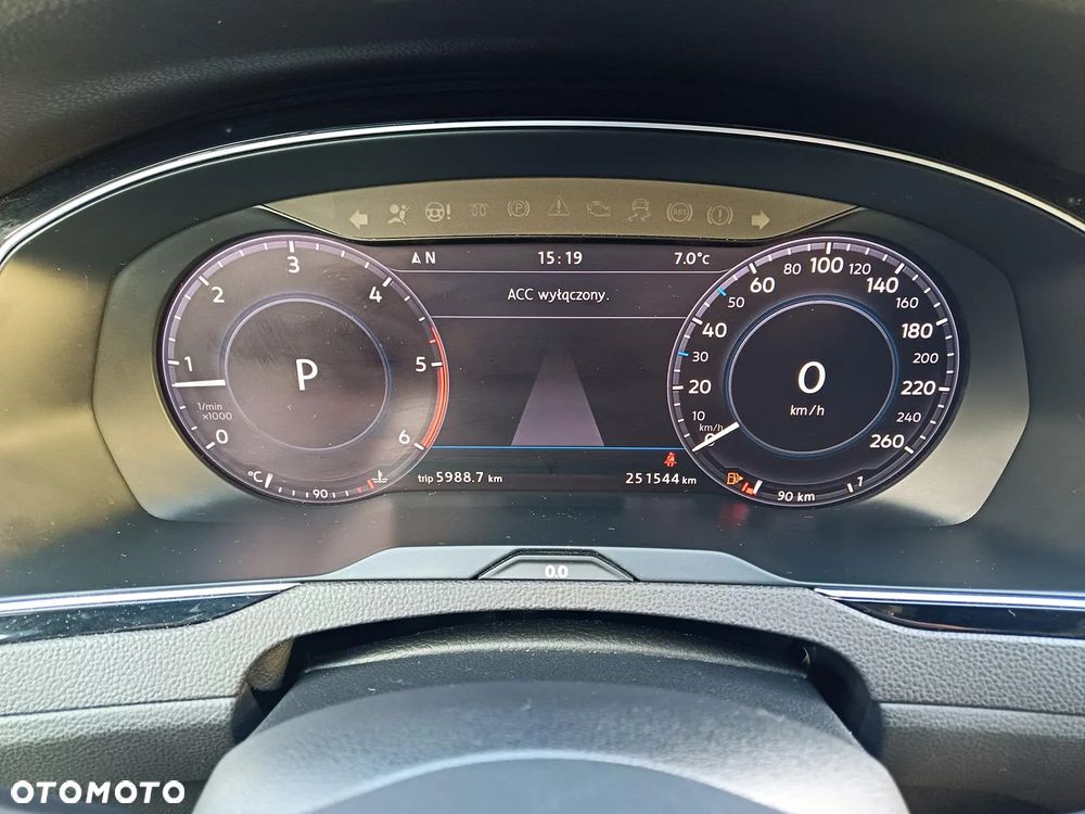 Volkswagen Passat 2.0 TDI BMT Highline DSG - 17
