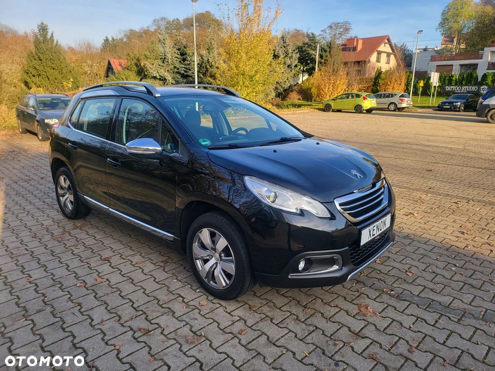 Peugeot 2008 1.2 Pure Tech Allure S&S - 2
